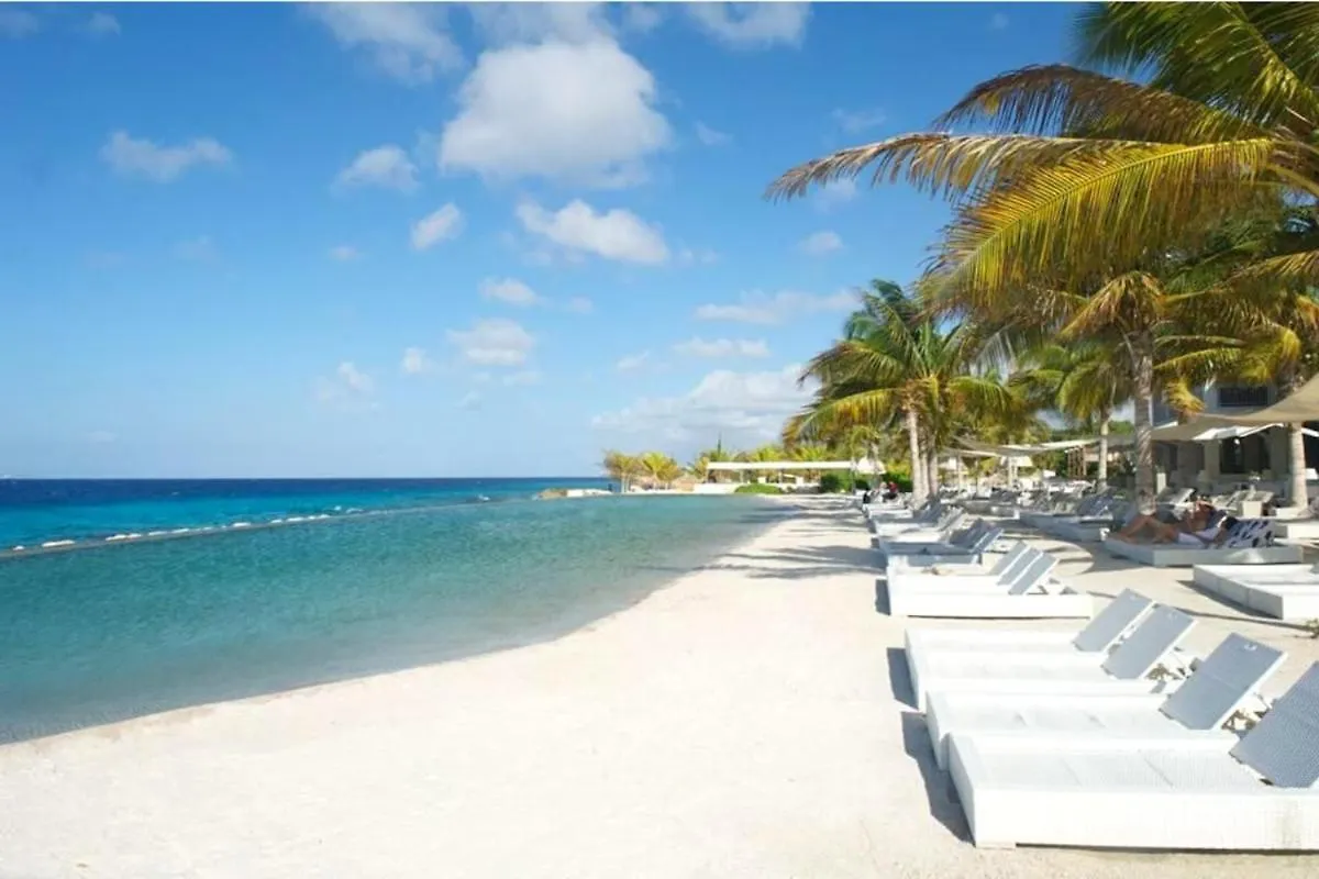 Apartament In Curacao Jan Thiel Apartment